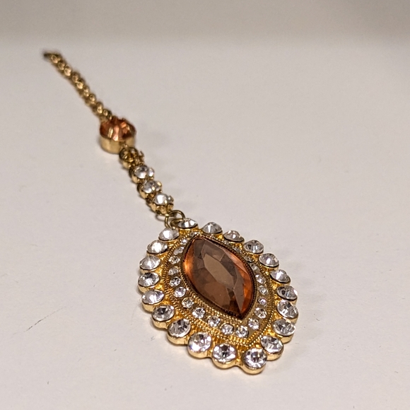 Women's Indian Pakistani Bollywood Style Maang Tikka Headpiece - Gold/Pink - Picture 5 of 5